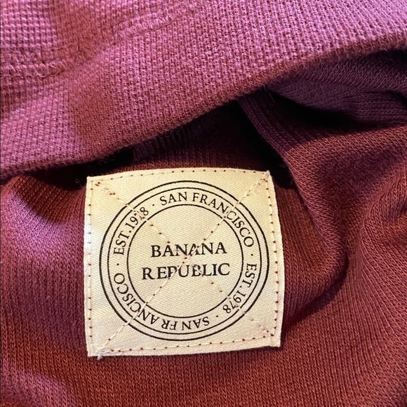Banana Republic Waffle Knit L/S Polo Cherry Jam Fall 2024 Medium NWOT - Picture 8 of 12